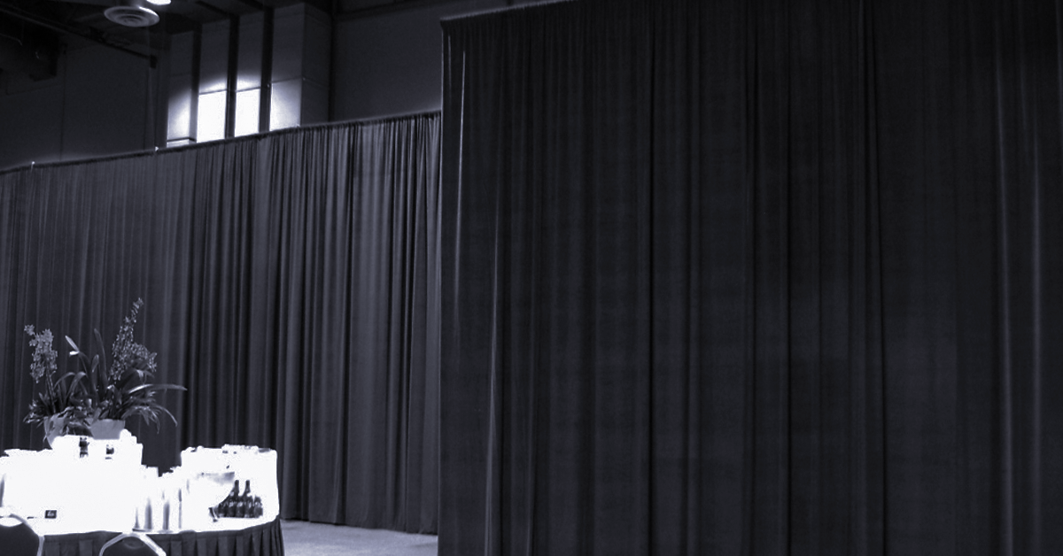 Velvet drapes (Black)